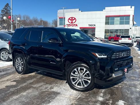 Used 2025 Toyota 4Runner Limited image 1