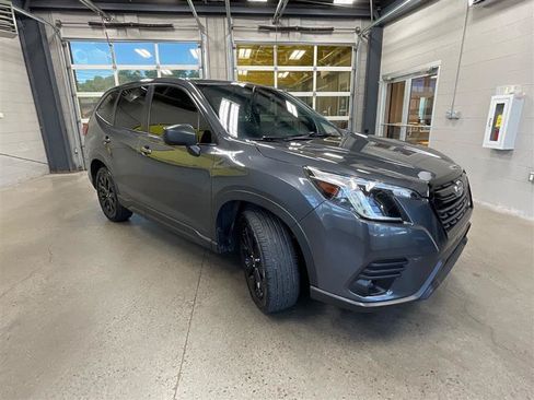 Used 2022 Subaru Forester AWD/4WD image 7