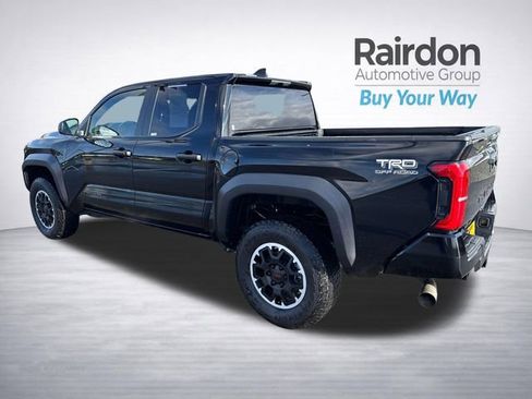 Used 2024 Toyota Tacoma TRD Off-Road image 6