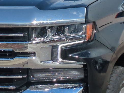 Used 2021 Chevrolet Silverado 1500 LTZ w/ LTZ Premium Package image 11