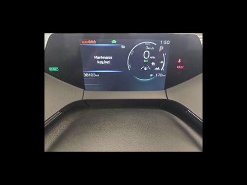 Used 2024 Toyota Prius XLE AWD/4WD image 15