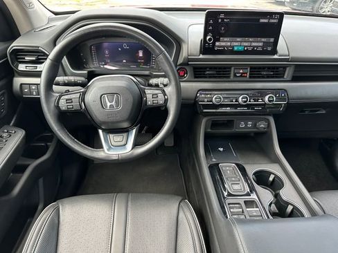 Used 2023 Honda Pilot Elite image 22