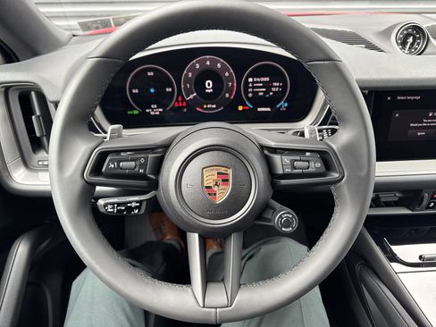 New 2025 Porsche Cayenne S image 13