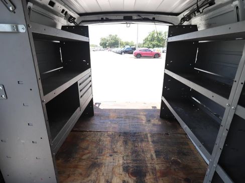 Used 2020 Chevrolet Express 2500 w/ Driver Convenience Package RWD image 9