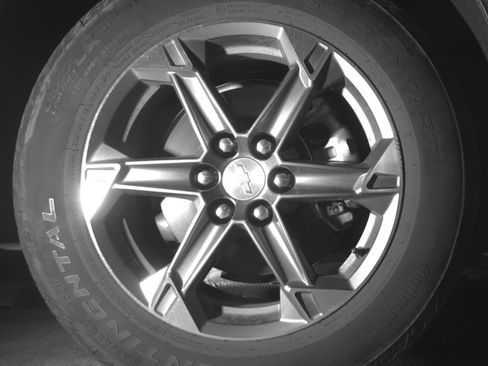 Used 2025 Chevrolet Blazer LT FWD image 16