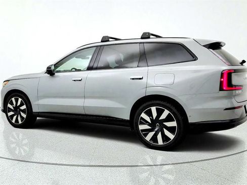 Used 2025 Volvo EX90 Ultra AWD/4WD image 7