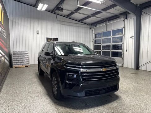 Used 2026 Chevrolet Traverse LT AWD/4WD image 17