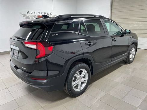Used 2023 GMC Terrain SLE w/ Driver Convenience Package AWD/4WD image 6