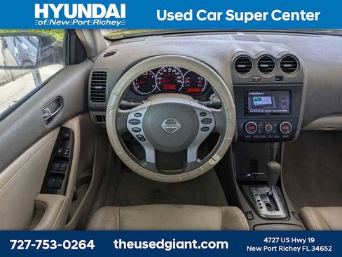 Used 2010 Nissan Altima 2.5 SL w/ SL Pkg FWD image 17