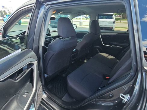 Used 2019 Toyota RAV4 LE w/ All Weather Liner Package AWD/4WD image 26