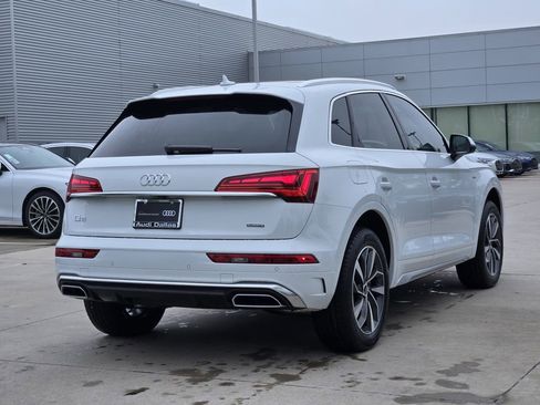 Certified 2024 Audi Q5 2.0T Premium w/ Convenience Package AWD/4WD image 8