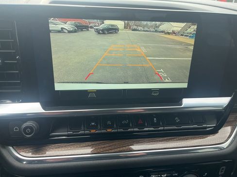 Used 2024 Chevrolet Silverado 1500 LT Trail Boss w/ Protection Package image 17