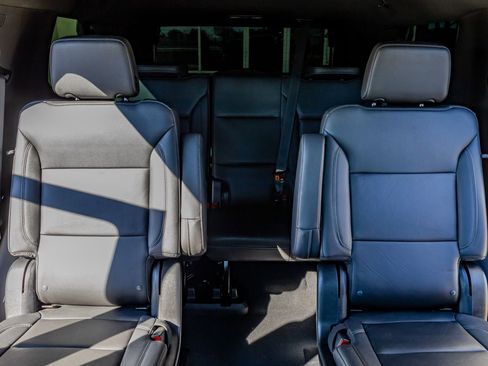 Used 2023 Chevrolet Tahoe Z71 w/ Off-Road Capability Package image 32