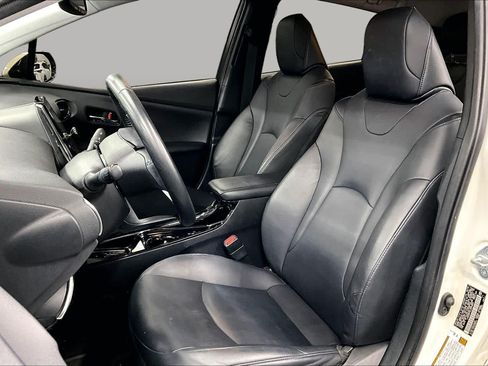 Used 2018 Toyota Prius Prime Advanced FWD image 7