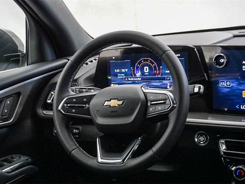 New 2026 Chevrolet Traverse LT w/ LPO, Floor Liner Package image 18