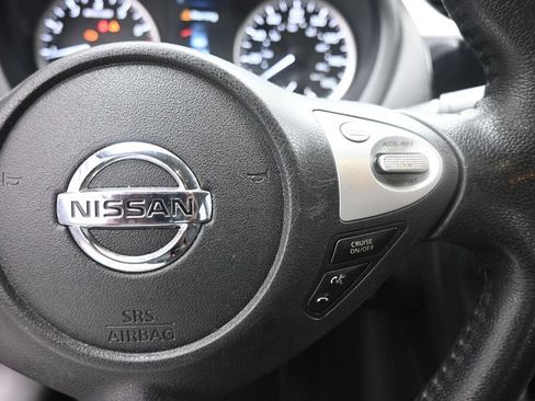 Used 2018 Nissan Sentra SV FWD image 14