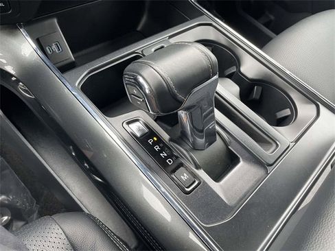 Used 2022 Ford F150 XLT w/ Equipment Group 302A High image 23