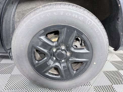 Used 2011 Toyota RAV4 Base image 5