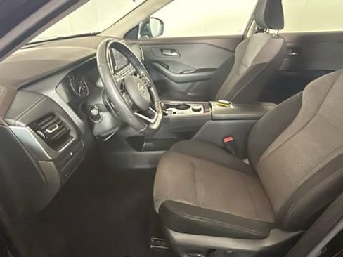 Used 2021 Nissan Rogue SV AWD/4WD image 12
