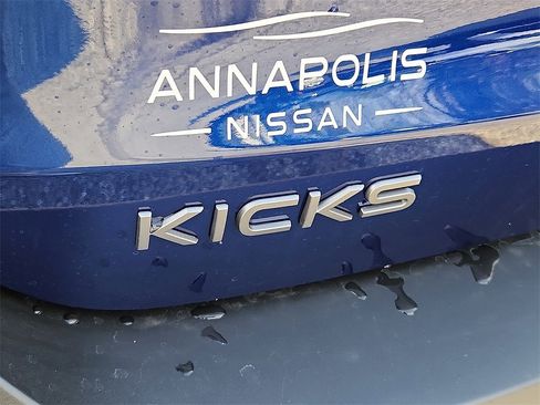 New 2026 Nissan Kicks SR image 11