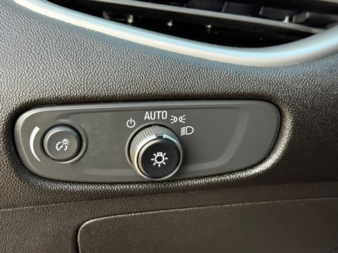 Used 2024 Chevrolet Malibu LT image 23