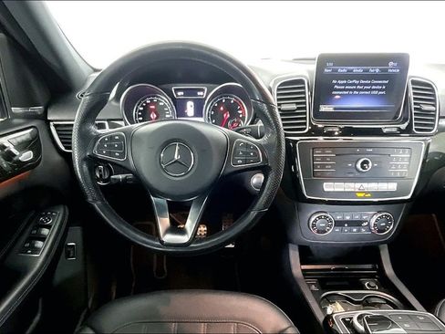 Used 2019 Mercedes-Benz GLE 400 4MATIC image 7