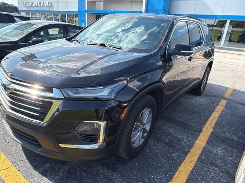 Used 2022 Chevrolet Traverse LT AWD/4WD image 1