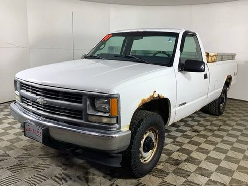 Used 1997 Chevrolet Silverado 1500 4x4 Regular Cab w/ Cold-Climate Pkg image 8
