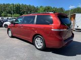 Used 2012 Toyota Sienna XLE image 5