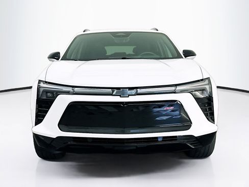 Used 2024 Chevrolet Blazer EV RS AWD/4WD image 2