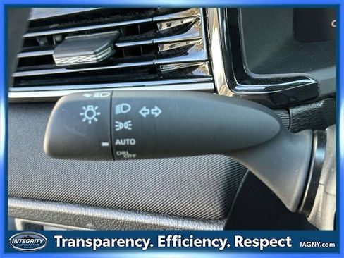 Used 2025 Toyota Camry LE image 31