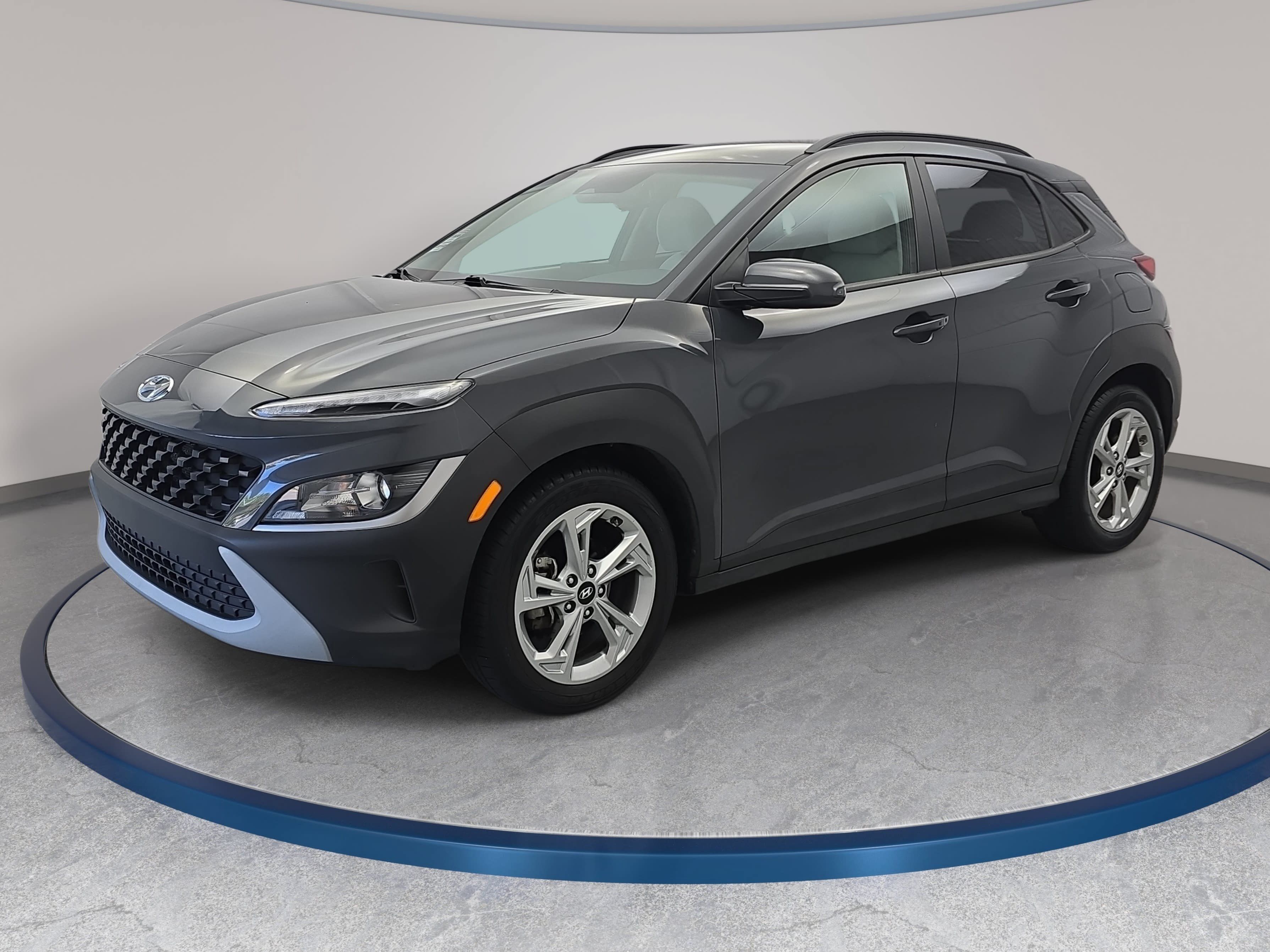Used 2023 Hyundai Kona SEL FWD image 1