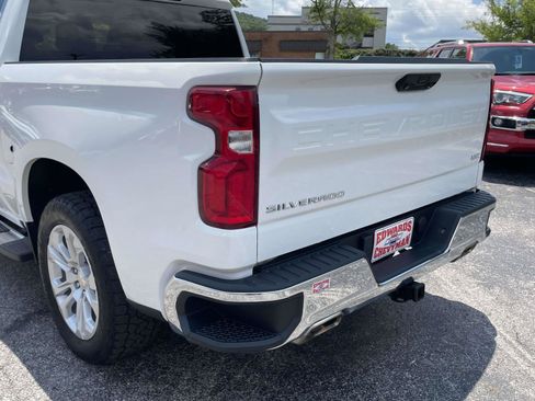 Used 2022 Chevrolet Silverado 1500 LTZ w/ Z71 Off-Road Package AWD/4WD image 31