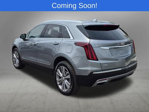 Used 2024 Cadillac XT5 Premium Luxury w/ LPO, Floor Liner Package AWD/4WD image 4