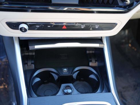 Used 2025 BMW i4 eDrive40 w/ Premium Package image 19