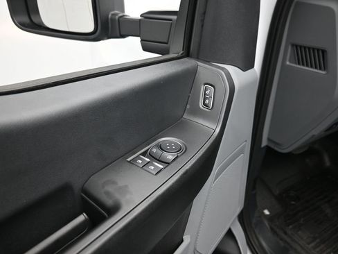 New 2025 Ford F350 XL w/ XL Chrome Package image 7