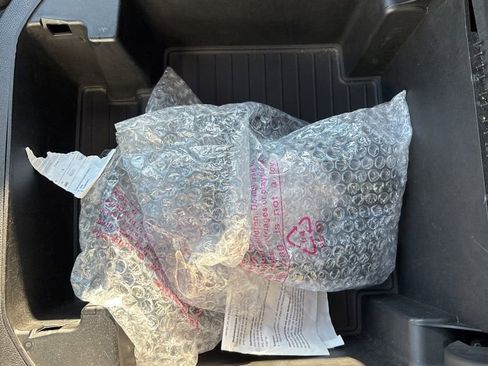 Used 2021 GMC Yukon Denali w/ Denali Ultimate Package image 39