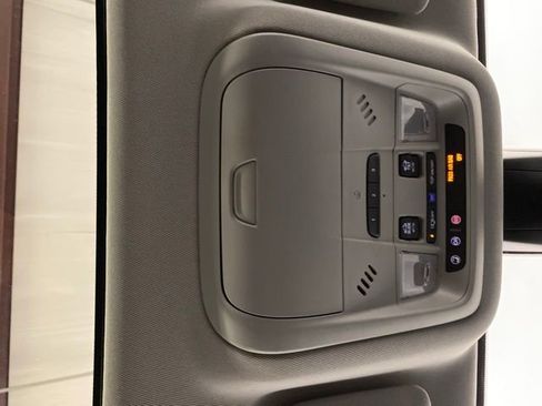Used 2017 GMC Acadia SLT w/ LPO, Cargo Package AWD/4WD image 14
