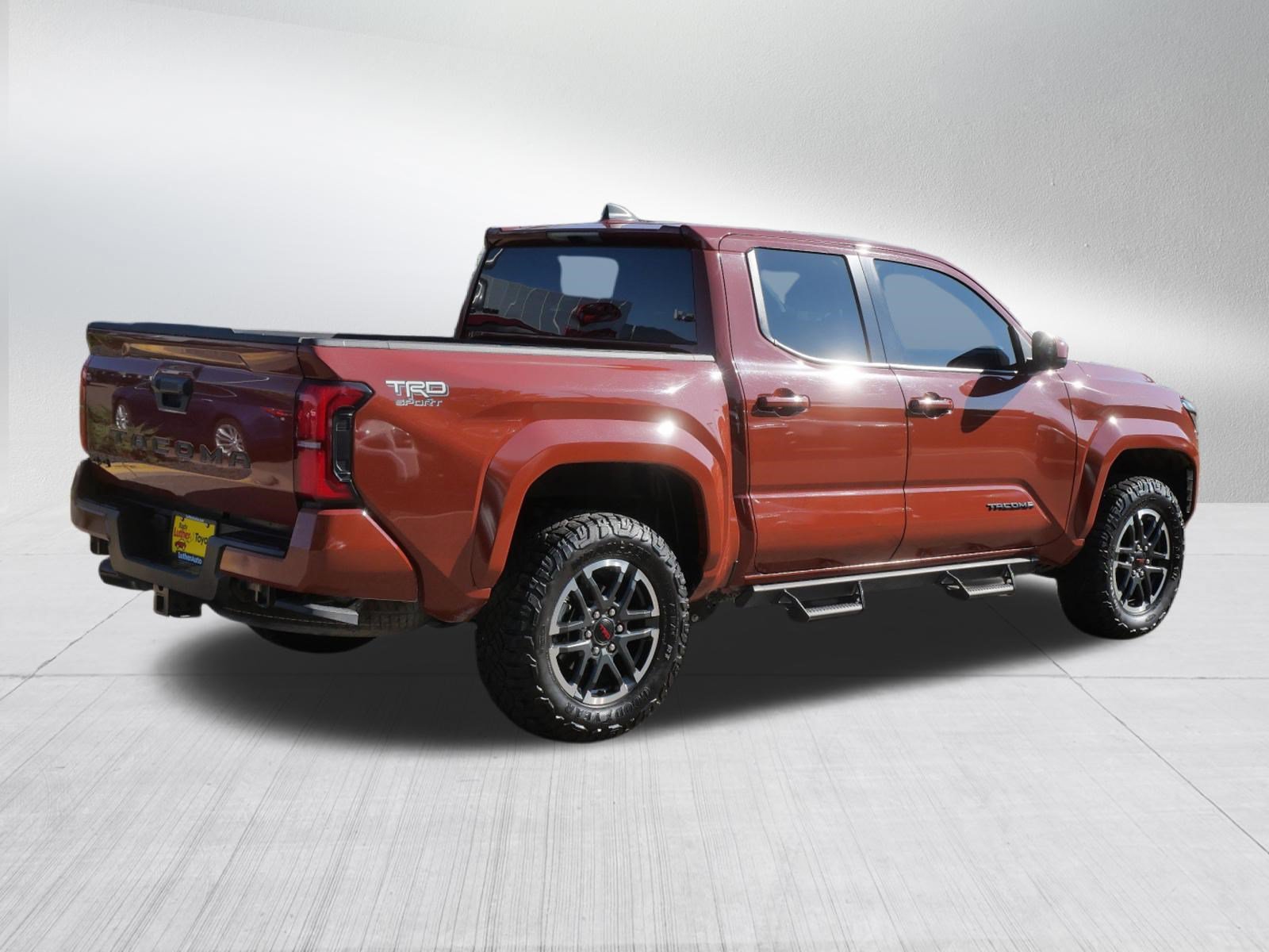 Used 2025 Toyota Tacoma TRD Sport AWD/4WD image 7