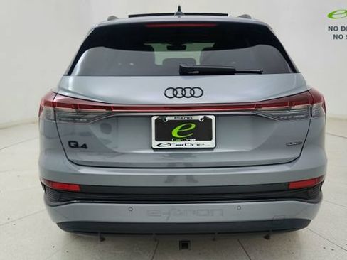 Used 2024 Audi Q4 e-tron Prestige AWD/4WD image 5