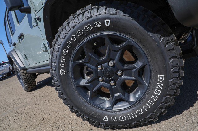 Used 2023 Jeep Wrangler Unlimited w/ 8.4" Radio Group AWD/4WD image 2
