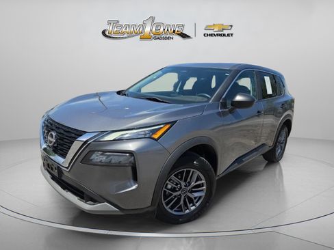 Used 2023 Nissan Rogue S AWD/4WD image 4