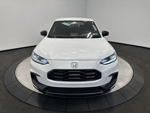 Certified 2025 Honda HR-V Sport image 3