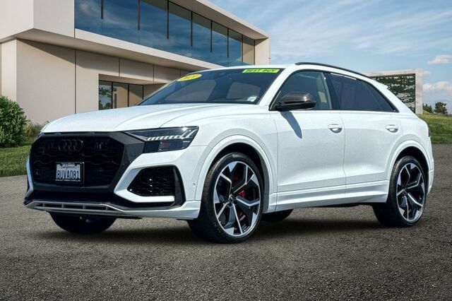Used 2021 Audi RS Q8 w/ Carbon Optic Package AWD/4WD image 8