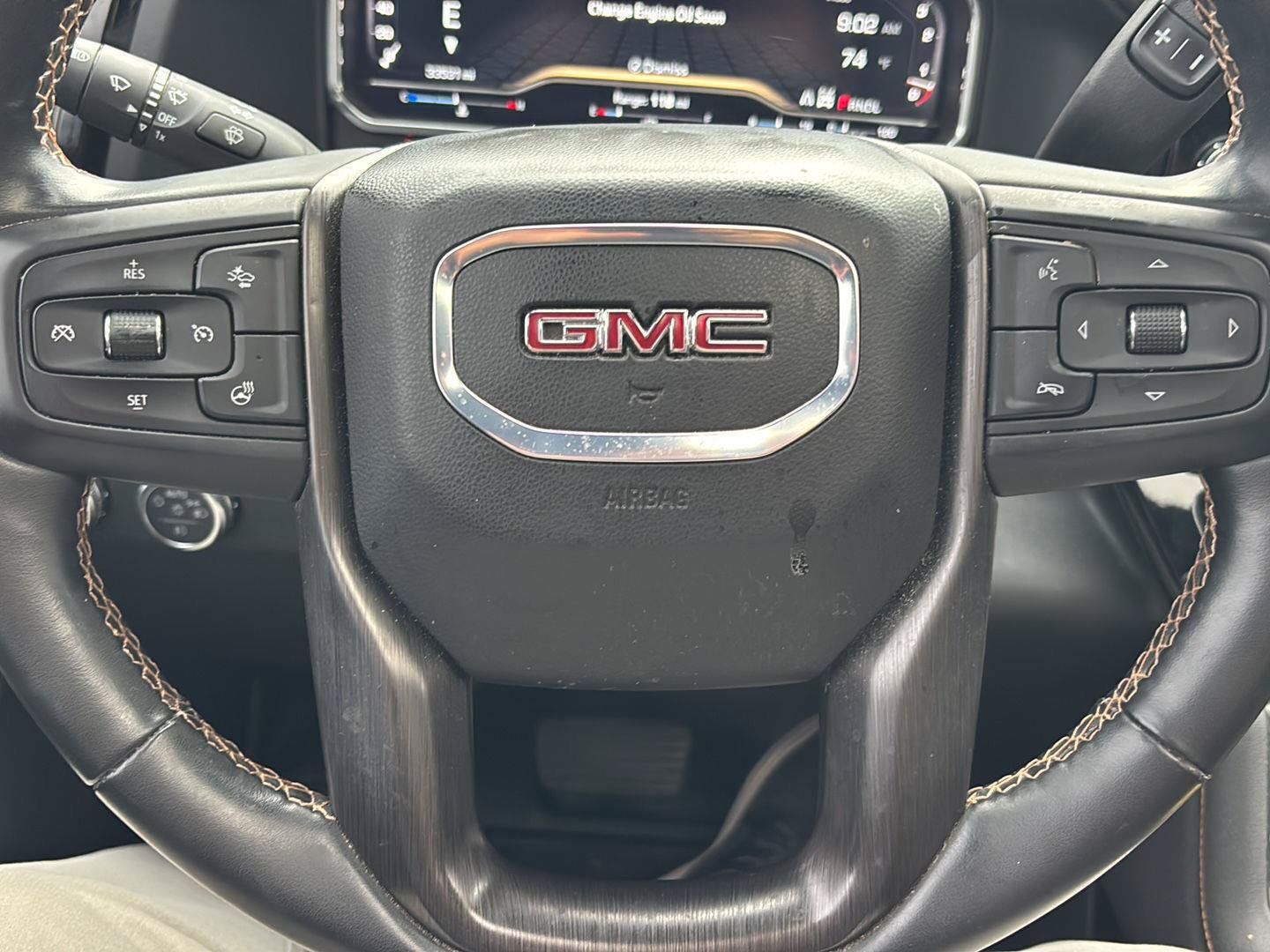 Used 2024 GMC Sierra 2500 AT4 w/ AT4 Premium Plus Package AWD/4WD image 18