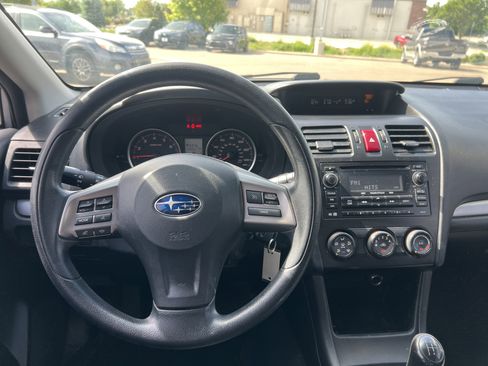 Used 2014 Subaru Crosstrek 2.0i Premium AWD/4WD image 2