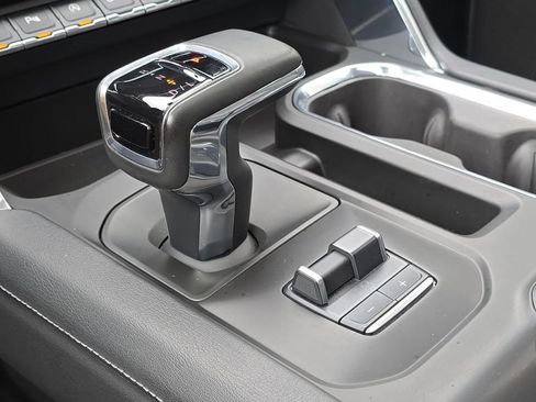 Used 2024 GMC Sierra 1500 Denali w/ Denali Reserve Package AWD/4WD image 38