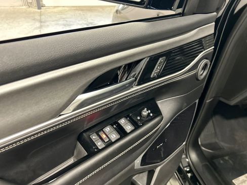 New 2026 Jeep Grand Wagoneer Limited AWD/4WD image 14