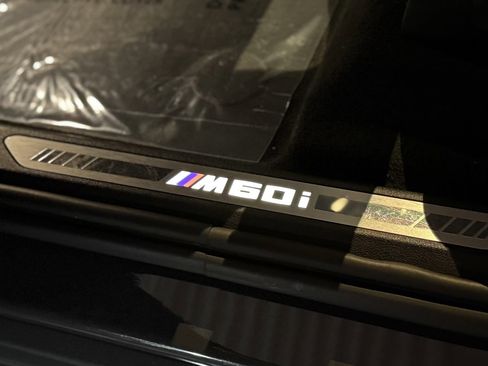 Used 2023 BMW X7 M60i image 15