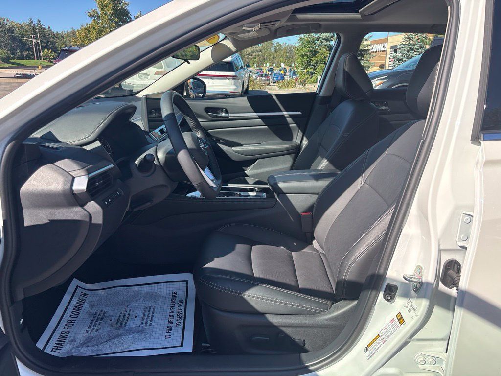 Certified 2025 Nissan Altima 2.5 SL FWD image 19